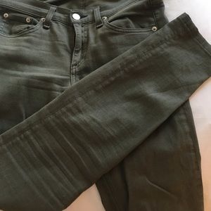 rag and bone skinny ankle jeans in olive size 26